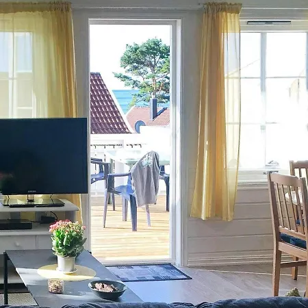 Four-bedroom Holiday In Lindesnesnes 1 Casa vacanze Jåsund